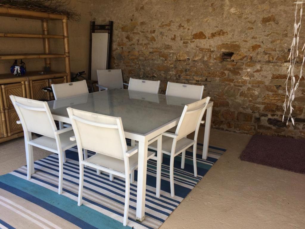 Ecole De La Route Bleue Bed & Breakfast Moiry ภายนอก รูปภาพ