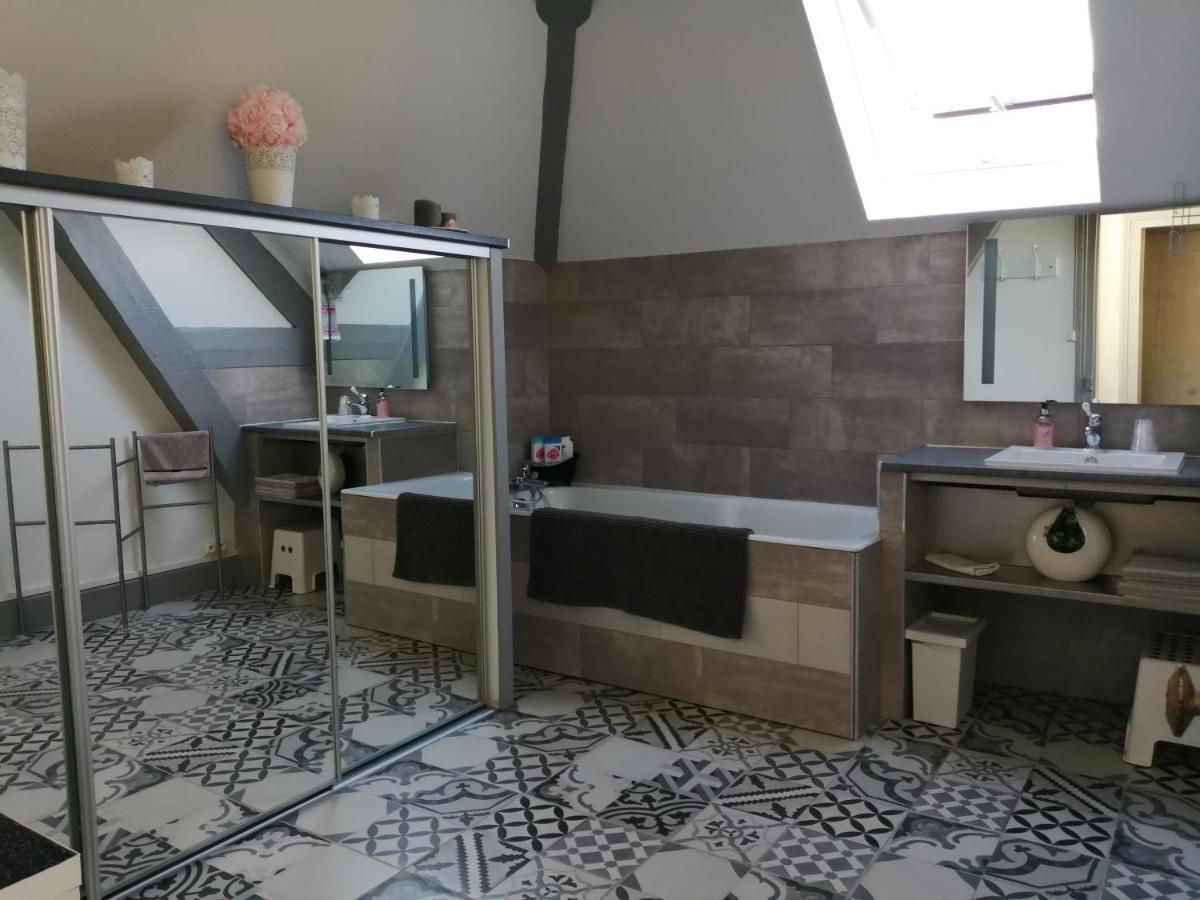Ecole De La Route Bleue Bed & Breakfast Moiry ภายนอก รูปภาพ